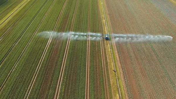 農地における灌漑システム. — ストック写真