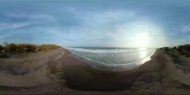 Sandy beach near the ocean vr360 — Stock Video