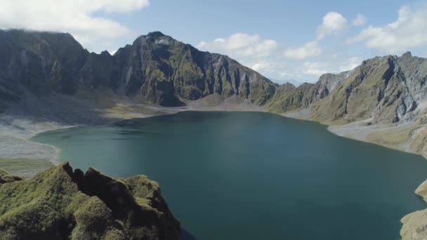 Lago da cratera Pinatubo, Filipinas, Luzon. — Vídeo de Stock