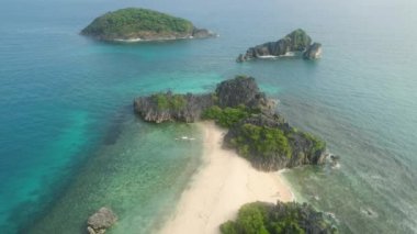 Caramoan Adaları Deniz Burnu, Camarines Sur, Filipinler.