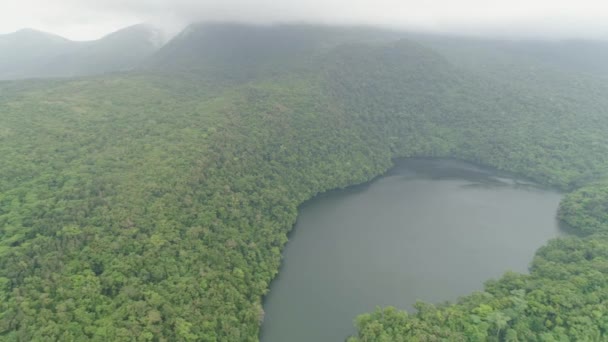 Lac dans les montagnes, Bulusan. Philippines, Luçon — Video