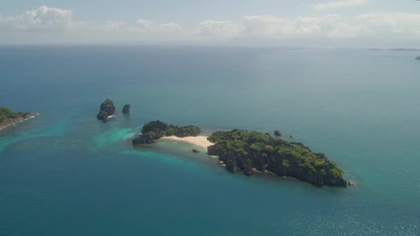 Seascape of Caramoan Islands, Camarines Sur, Φιλιππίνες. — Αρχείο Βίντεο