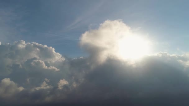 Cielo con nubes paisaje aéreo — Vídeos de Stock