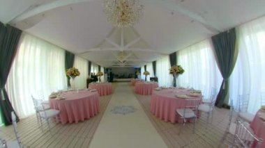 Düğün yemeği salonu.