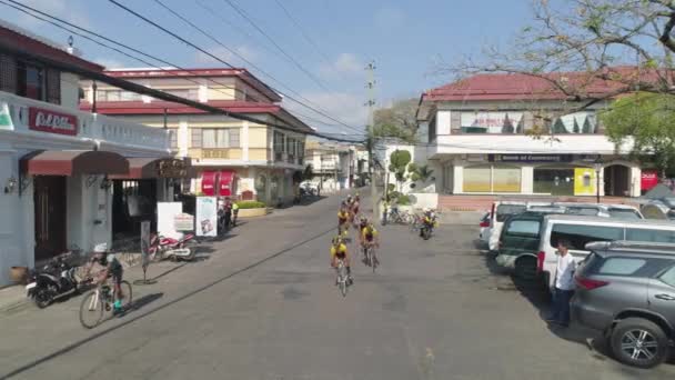Cykling tävlingar i staden Vigan, Filippinerna. — Stockvideo