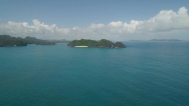 Caramoan Adaları Deniz Burnu, Camarines Sur, Filipinler.
