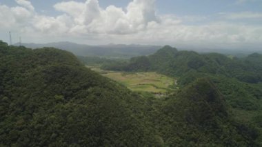 Filipinler 'deki dağ manzarası.