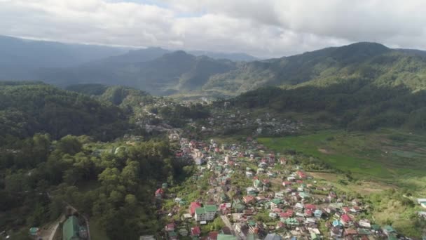 Dağlık bölgede bir kasaba. Sagada, Filipinler. — Stok video