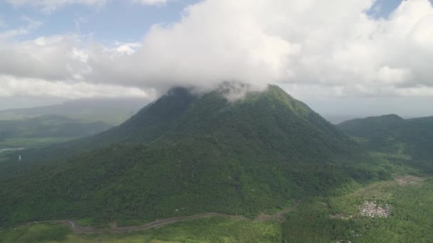 Paysage montagneux aux Philippines. — Video