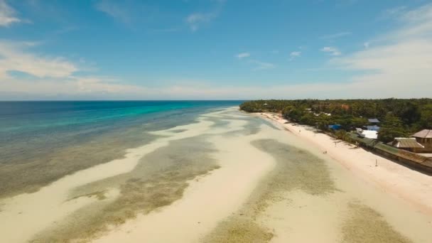 Tropikalnej plaży i turkusowe morze Filipiny, Bohol — Wideo stockowe