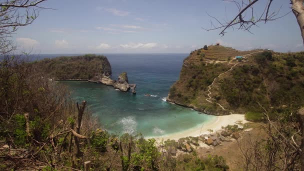 Tropikalna piękna plaża. Nusa Penida Przewodniczący — Wideo stockowe