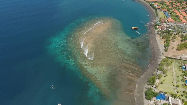 熱帯のビーチと海の風景 — ストック写真