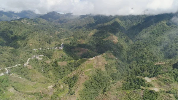 Рисовые террасы в горах. Филиппины, Батад, Банауэ. — стоковое фото