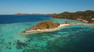 Güzel tropikal ada ve sahil