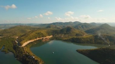 Deniz su yüzeyi deniz uçağı