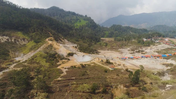 Vulkanikus fennsík Indonézia Dieng fennsík — Stock Fotó