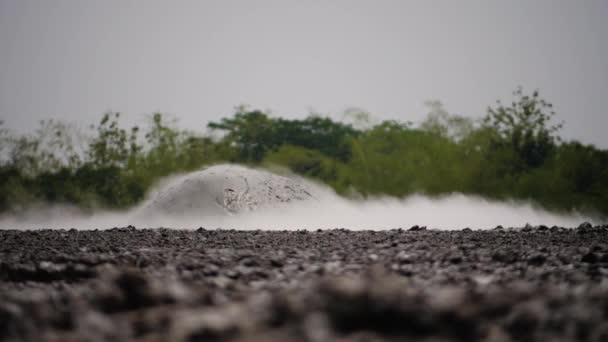 Volcan de boue Bledug Kuwu, Indonésie