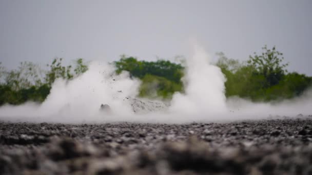 Volcan de boue Bledug Kuwu, Indonésie