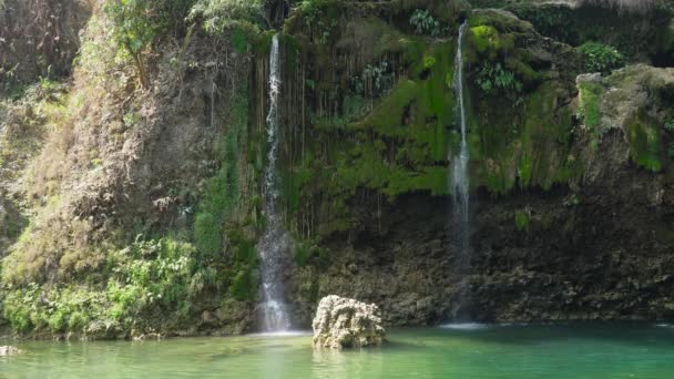 Vodopád Zelených Deštných Pralesů Bolinao Vodopád Horské Džungli Filipíny Luzon — Stock video