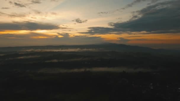 Tropikalny krajobraz o zachodzie słońca, Bali, Indonezja. — Wideo stockowe