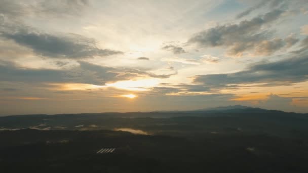 Paisagem tropical ao pôr do sol, Bali, Indonésia. — Vídeo de Stock