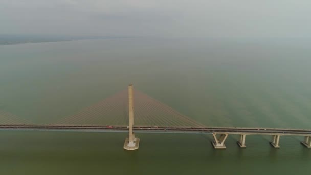 Puente de cable colgante en surabaya — Vídeos de Stock