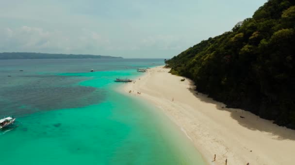 Ilha de Boracay com praia de areia branca, Filipinas — Vídeo de Stock