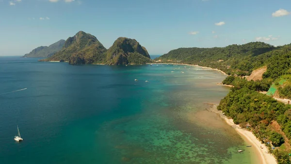 Playa de Las Cabanas en El Nido, Filipinas — Foto de Stock