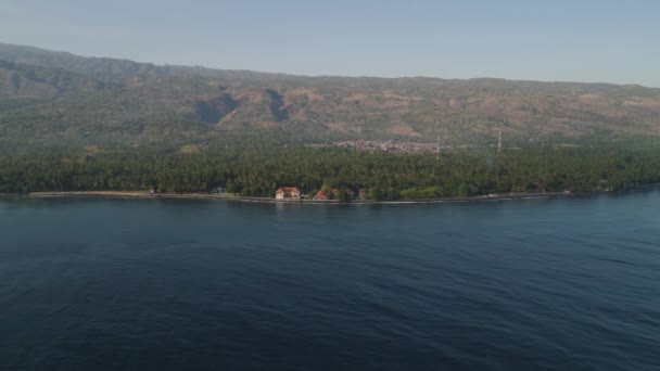 Paisaje marino con playa tropical — Vídeos de Stock