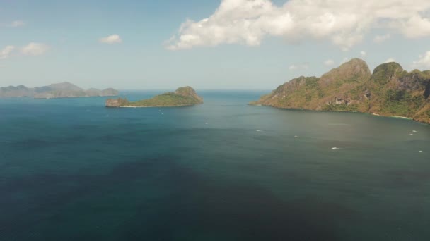 Havslandskap med tropiska öar El Nido, Palawan, Filippinerna — Stockvideo