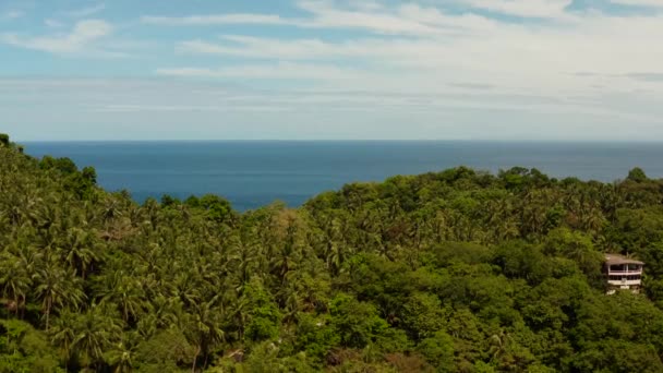 Côtes de l'île tropicale. Camiguin île de Philippines.