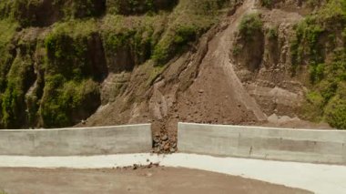 Dağlarda Heyelan Camiguin, Filipinler