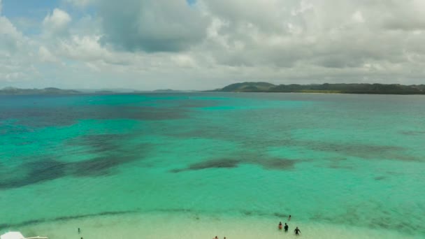 Острів сіаргао вид з моря, Філіппіни. — стокове відео