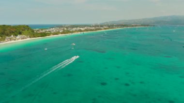 Beyaz kumlu plajlı Boracay Adası, Filipinler