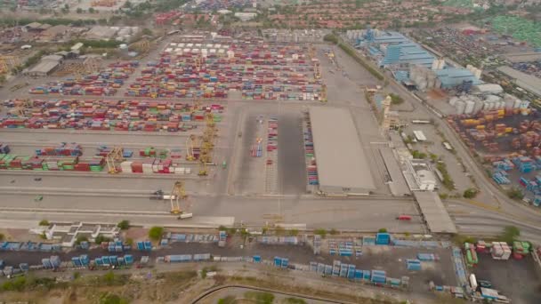 Porto merci e passeggeri in Surabaya, Java, Indonesia — Video Stock
