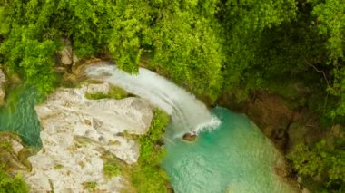 Güzel tropik şelale Filipinleri, Cebu