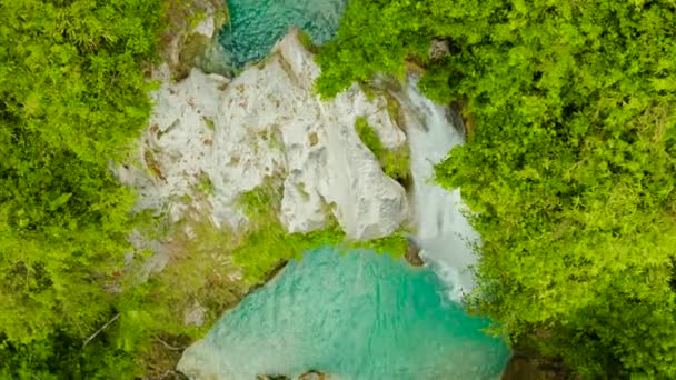 美しい熱帯の滝フィリピン,セブ — ストック動画