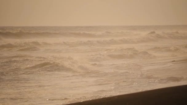 Oceano com ondas grandes — Vídeo de Stock