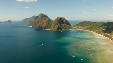 Filipinler, El Nido 'daki Las Cabanas Plajı