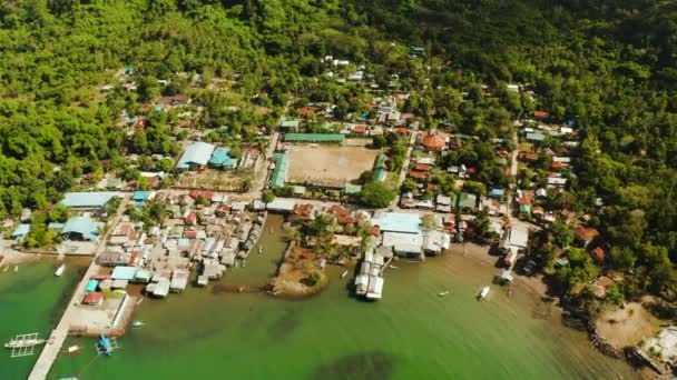 Stadt und Hafen auf Balabac Island, Palawan, Philippinen. — Stockvideo