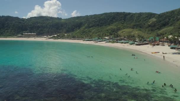 Havsutsikt med strand och hav. Filippinerna, Luzon. — Stockvideo