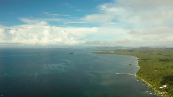 Seascape with tropical islands and turquoise water. — Stock Video