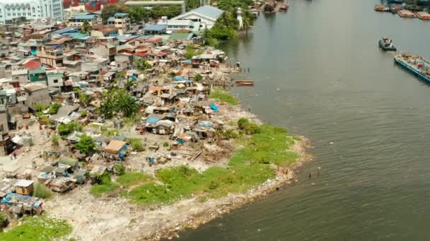 Slums en arme wijk van de stad Manilla. — Stockvideo