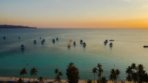 Denizde gün batımı. Boracay, Filipinler. Timelapse — Stok video