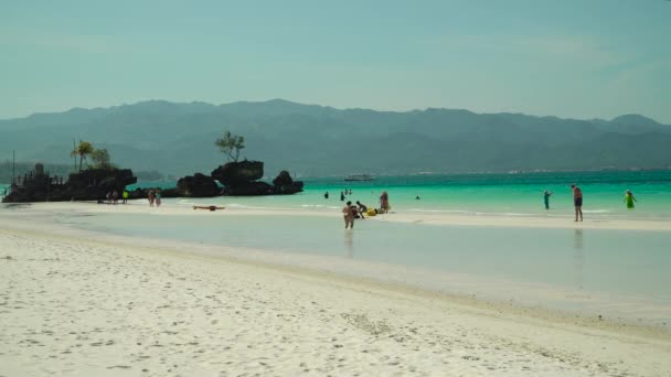 Beyaz kumlu plajlı Boracay Adası, Filipinler — Stok video