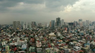 Manila şehri, Filipinlerin başkenti..