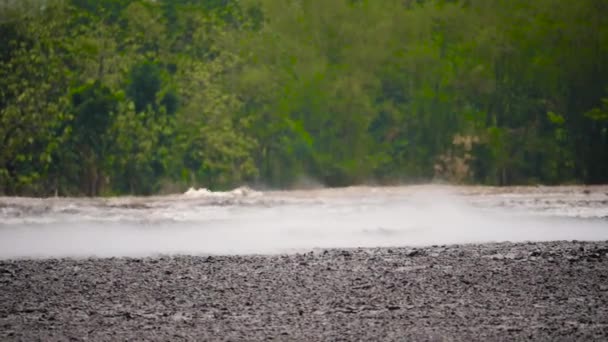 Volcan de boue Bledug Kuwu, Indonésie