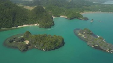 Caramoan Adaları Deniz Burnu, Camarines Sur, Filipinler.