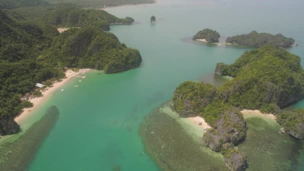 Paysage marin des îles Caramoan, Camarines Sur, Philippines. — Video