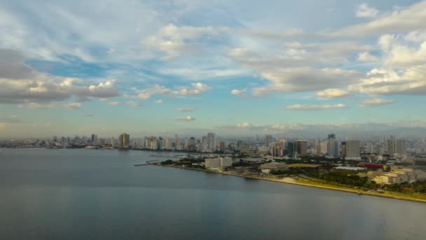 Zaman atlamalı: Manila, Filipinler başkenti, havadan görünümü. — Stok video